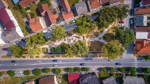 IMG d8e1f3359e82c15993234221193c06c2 V