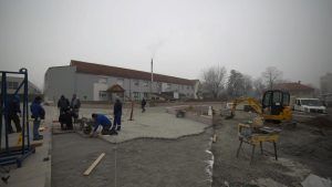 Napreduje izgradnja novog trga između OŠ Vladimir Nazor i Učeničkog doma Virovitica 4 IMG 9253 1