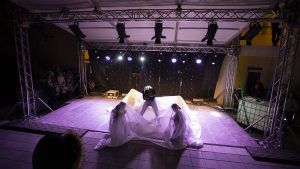 ADVENT U PALAČI Uz atraktivne nastupe KUC-a i prigodne note Suhopoljskih tamburaša u Virovitici upaljena svijeća radosti 1 MG 4623