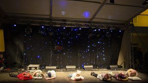 ADVENT U PALAČI Uz atraktivne nastupe KUC-a i prigodne note Suhopoljskih tamburaša u Virovitici upaljena svijeća radosti 5 MG 4636