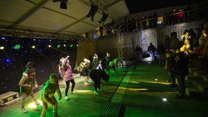 ADVENT U PALAČI Uz atraktivne nastupe KUC-a i prigodne note Suhopoljskih tamburaša u Virovitici upaljena svijeća radosti 13 MG 4720