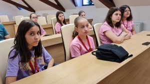 Virovitičke "kraljice košarke" kod gradonačelnika Ivice Kirina: Vi ste ponos grada, hvala vam na svemu! 6 20220615 090644