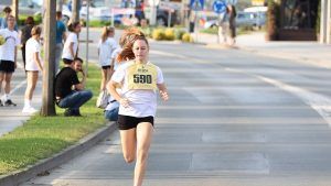 FOTOGALERIJA Ulična utrka “Virovitica 1234 – Doživjeti stotu”: Oko 800 trkača preplavilo centar Virovitice 2 IMGL7752 Custom