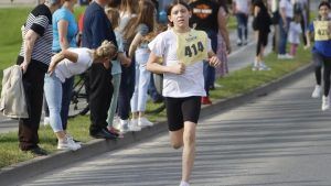 FOTOGALERIJA Ulična utrka “Virovitica 1234 – Doživjeti stotu”: Oko 800 trkača preplavilo centar Virovitice 29 MG 3324 Custom
