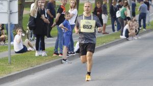 FOTOGALERIJA Ulična utrka “Virovitica 1234 – Doživjeti stotu”: Oko 800 trkača preplavilo centar Virovitice 42 MG 3551 Custom