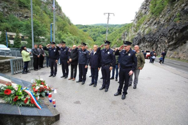 Obilježena 29. obljetnica oslobođenja grada Jajca u sklopu operacije Maestral u kojoj su veliki obol i žrtvu dali i pripadnici 81. gardijske bojne “Kumovi” 7 IMG 0037 1200x800