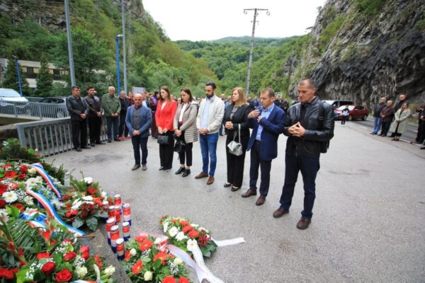 Obilježena 29. obljetnica oslobođenja grada Jajca u sklopu operacije Maestral u kojoj su veliki obol i žrtvu dali i pripadnici 81. gardijske bojne “Kumovi” 14 IMG 0051 1200x800