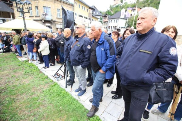 Obilježena 29. obljetnica oslobođenja grada Jajca u sklopu operacije Maestral u kojoj su veliki obol i žrtvu dali i pripadnici 81. gardijske bojne “Kumovi” 37 IMG 0105 1200x800