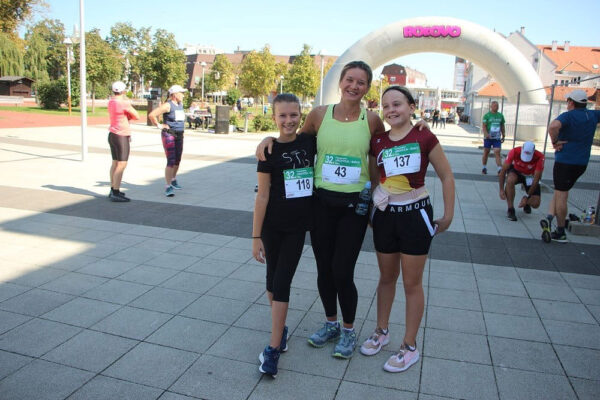 Ante Blažević, Gabrijela Knežević, Oliver Orešić i Dubravka Mesec pobjednici su 32. Međugraničnog polumaratona Virovitica – Barcs 3 IMG 4452 Custom