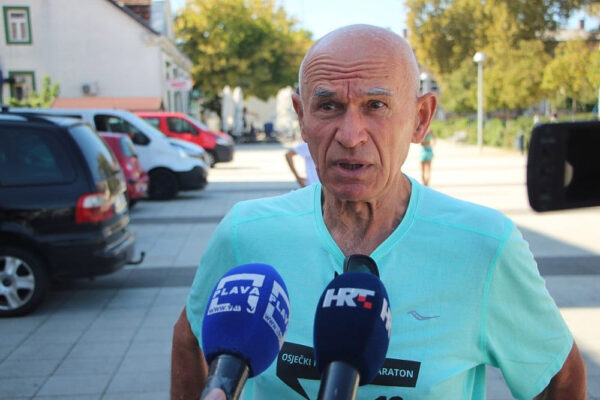 Ante Blažević, Gabrijela Knežević, Oliver Orešić i Dubravka Mesec pobjednici su 32. Međugraničnog polumaratona Virovitica – Barcs 4 IMG 4469 Custom