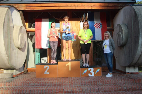 Ante Blažević, Gabrijela Knežević, Oliver Orešić i Dubravka Mesec pobjednici su 32. Međugraničnog polumaratona Virovitica – Barcs 22 IMG 4666 Custom