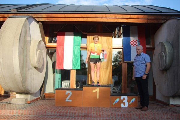 Ante Blažević, Gabrijela Knežević, Oliver Orešić i Dubravka Mesec pobjednici su 32. Međugraničnog polumaratona Virovitica – Barcs 23 IMG 4670 Custom