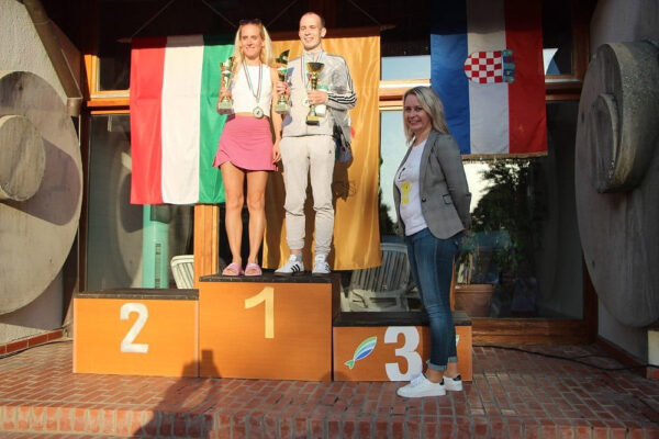 Ante Blažević, Gabrijela Knežević, Oliver Orešić i Dubravka Mesec pobjednici su 32. Međugraničnog polumaratona Virovitica – Barcs 37 IMG 4758 Custom