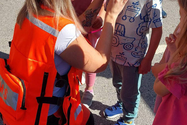 Mališani iz Dječjeg vrtića Cvrčak Virovitica sudjelovali u obilježavanju Svjetskog dana prve pomoći 7 viber slika 2024 09 11 16 26 06 412
