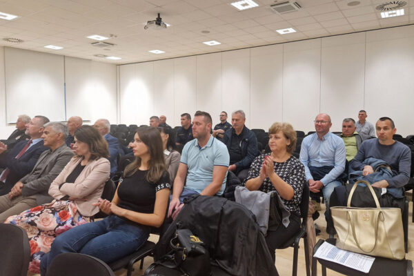 Održana svečana akademija povodom Dana policije: Ovaj dan slavimo hrabrost, odanost i posvećenost policijskih službenika u izvršavanju njihove odgovorne zadaće zaštite građana i zakona naše zemlje 12 viber slika 2024 09 24 12 18 33 977