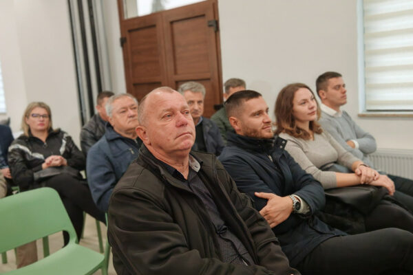 Mjesto susreta, molitve i rasta u vjeri i znanju: Otvorena obnovljena Dvorana sv. Franje u sklopu kompleksa Župne crkve sv. Roka u Virovitici 8 461593871 930611982432151 6166229837309090970 n