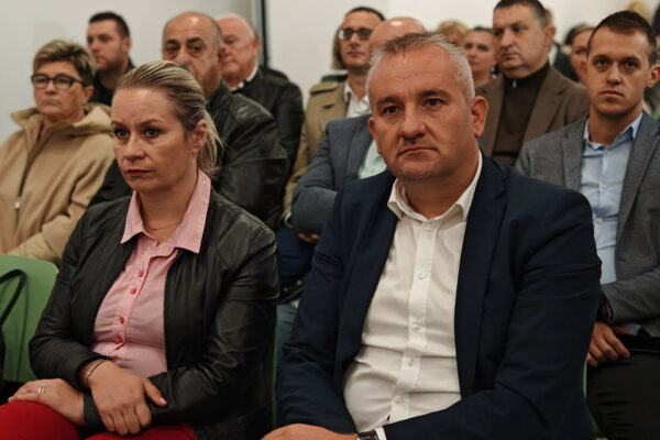Mjesto susreta, molitve i rasta u vjeri i znanju: Otvorena obnovljena Dvorana sv. Franje u sklopu kompleksa Župne crkve sv. Roka u Virovitici 9 461664158 930611879098828 3647790829618282912 n