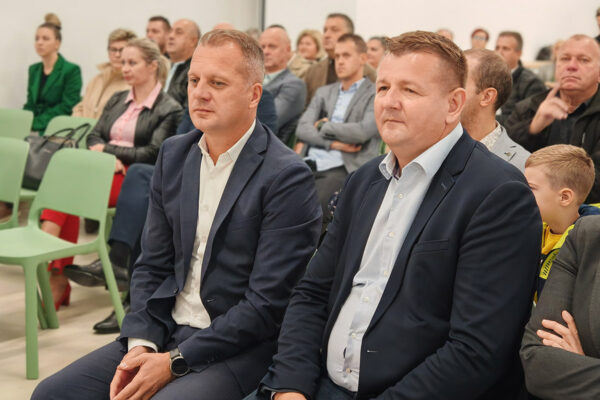 Mjesto susreta, molitve i rasta u vjeri i znanju: Otvorena obnovljena Dvorana sv. Franje u sklopu kompleksa Župne crkve sv. Roka u Virovitici 11 461815489 930611425765540 3317707088497672214 n