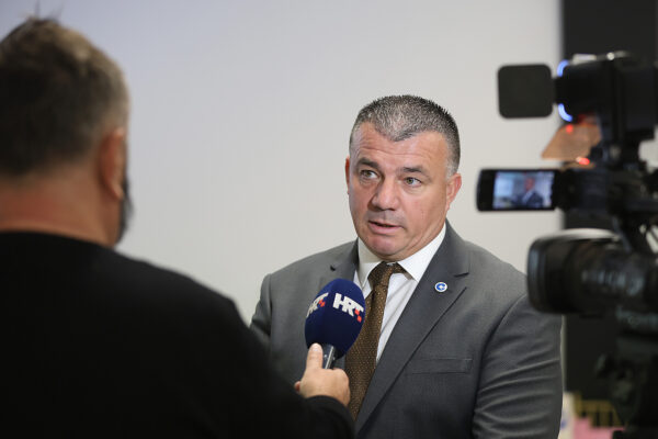 Područna obrtnička komora VPŽ proslavila 30 godina: Broj obrtnika na području županije porastao za 40 posto u odnosu na 2017. g. 3 HOK VPZ 30 godina 25
