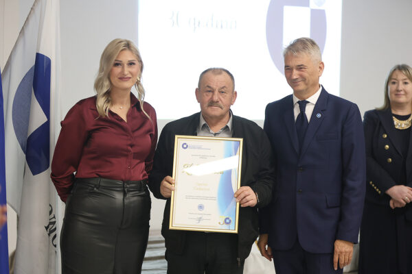 Područna obrtnička komora VPŽ proslavila 30 godina: Broj obrtnika na području županije porastao za 40 posto u odnosu na 2017. g. 29 HOK VPZ 30 godina 317
