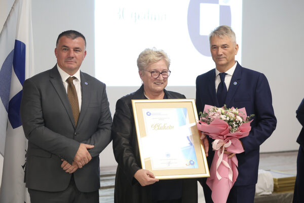 Područna obrtnička komora VPŽ proslavila 30 godina: Broj obrtnika na području županije porastao za 40 posto u odnosu na 2017. g. 51 HOK VPZ 30 godina 449