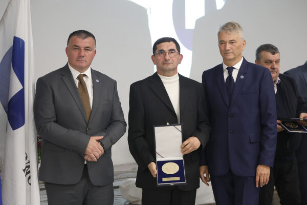 Područna obrtnička komora VPŽ proslavila 30 godina: Broj obrtnika na području županije porastao za 40 posto u odnosu na 2017. g. 58 HOK VPZ 30 godina 511