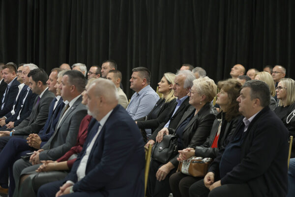 Područna obrtnička komora VPŽ proslavila 30 godina: Broj obrtnika na području županije porastao za 40 posto u odnosu na 2017. g. 9 HOK VPZ 30 godina 58