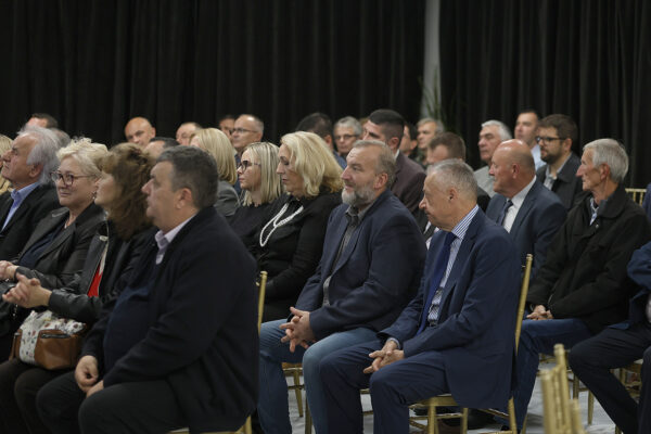 Područna obrtnička komora VPŽ proslavila 30 godina: Broj obrtnika na području županije porastao za 40 posto u odnosu na 2017. g. 10 HOK VPZ 30 godina 61