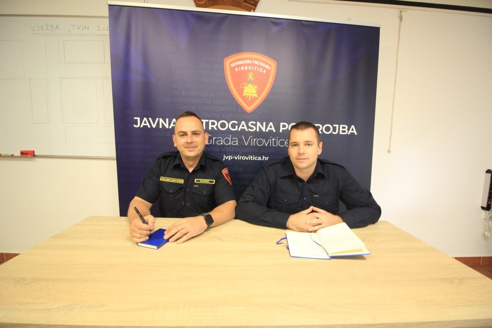 Robert Teskera novi je zapovjednik JVP Virovitica: “Intencija je da što više profesionalnih vatrogasaca stekne potrebno znanje i vještine” 1 IMG 0371 Custom
