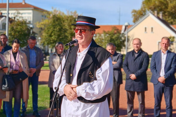 Umirovljenici s područja VPŽ pjesmom i natjecanjem u starim sportskim igrama u Virovitici proslavili Međunarodni dan starijih osoba 12 IMG 20241001 101954