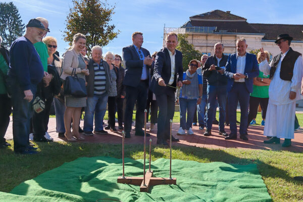 Umirovljenici s područja VPŽ pjesmom i natjecanjem u starim sportskim igrama u Virovitici proslavili Međunarodni dan starijih osoba 32 IMG 20241001 104357