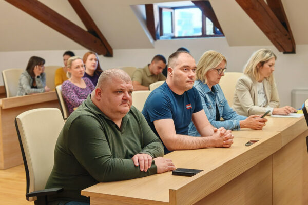 Virovitica provodi četrnaesti projekt energetske obnove javnih zgrada: Obnavlja se zgrada u Ulici M. Gupca koju koriste udruge 11 IMG 20241015 100938