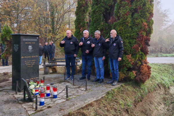 Odavanjem počasti poginulom hrvatskom branitelju Marijanu Derežiću obilježena 33. obljetnica akcije “OTKOS 10″ 9 IMG 20241031 090421