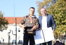 Dražen Jakupec iz Virovitice osvajač je Zlatne žlice za najbolji med 19. Županijskog i 16. Međunarodnog ocjenjivanja meda
