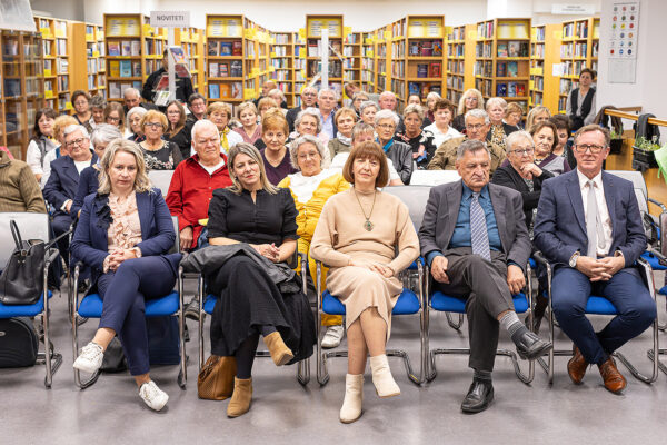 Njihov je stih životan, njihova je poezija iskrena: Povodom Međunarodnog dana starijih osoba održana poetsko glazbena večer – “Vatromet stihova” 27 pisci vpz umirovljenici 29