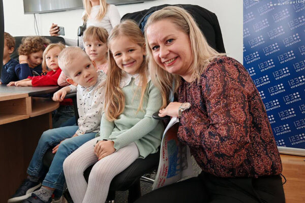 „Ljubav djeci prije svega“: Posjetom gradonačelniku Ivici Kirinu započelo obilježavanje Dječjeg tjedna u Virovitici 14 viber slika 2024 10 07 12 48 46 571