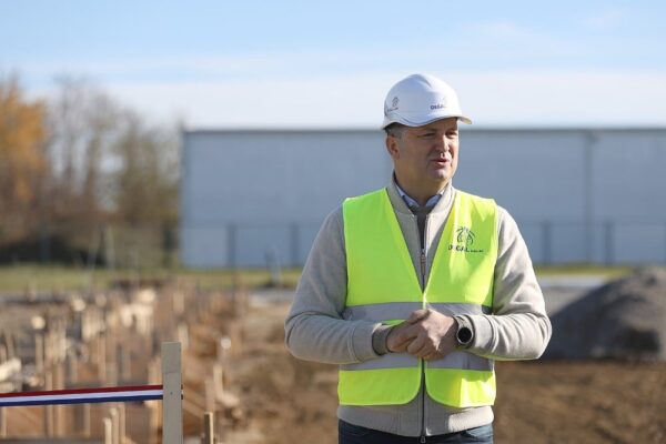 Investicija u budućnost solarne energije: Počeli radovi na novoj proizvodno-skladišnoj hali virovitičke tvrtke Degal tehnika 3 Foto 3