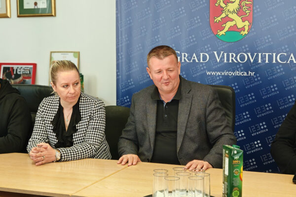 Gradonačelnik Kirin ugostio ekipu virovitičke HVIDR-e: Kao dio HVIDR-e VPŽ šestu godinu za redom sa SŠNIDOR-a stižu s medaljom 4 IMG 20241105 091206