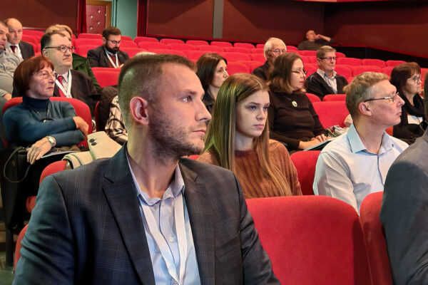 Otvoren znanstveno-stručni skup “Virovitica 1234. – 2024.: Crkva, kultura, društvo, baština” koji otkriva dosad nepoznate činjenice iz virovitičke povijesti 8 IMG 20241121 090756