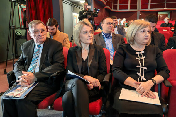 Otvoren znanstveno-stručni skup “Virovitica 1234. – 2024.: Crkva, kultura, društvo, baština” koji otkriva dosad nepoznate činjenice iz virovitičke povijesti 10 IMG 20241121 090841