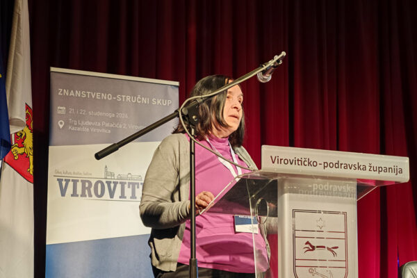Otvoren znanstveno-stručni skup “Virovitica 1234. – 2024.: Crkva, kultura, društvo, baština” koji otkriva dosad nepoznate činjenice iz virovitičke povijesti 15 IMG 20241121 092738