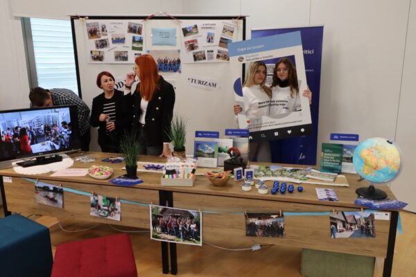 Veleučilište u Virovitici 2. Danima karijera obilježava 17. rođendan: Uz već širok program najavili i nove online studije 11 IMG 3019