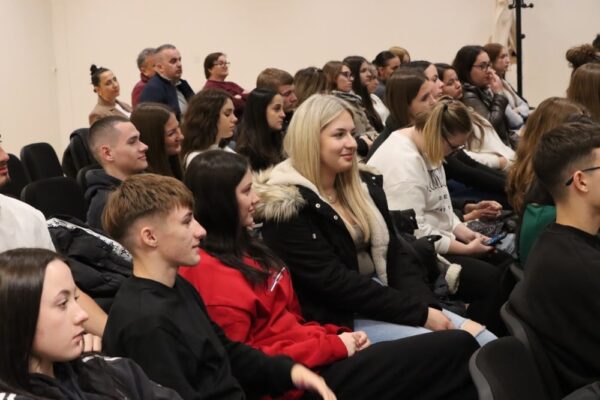 Veleučilište u Virovitici 2. Danima karijera obilježava 17. rođendan: Uz već širok program najavili i nove online studije 16 IMG 3083