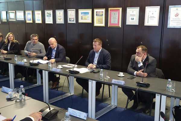 U Ministarstvu hrvatskih branitelja RH prezentiran idejni projekt Veteranskog centra u Virovitici 1 20241216 102905