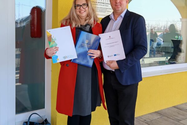 U Viroviticu stigli ugovori za III. osnovnu školu, energetsku obnovu zgrade 1 Dječjeg vrtića Cvrčak te zamjenu rashladnika vode u zgradi 5 1 468735892 1087205396747906 6376958928977435171 n