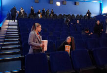 Volonteri i korisnici Obiteljskog centra odlaskom u kino pod pokroviteljstvom Grada Virovitice obilježili Dan osoba s invaliditetom i Dan volontera