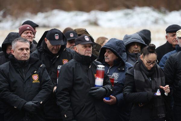 Komemoracijom u Brusniku odali počast dvanaestorici poginulih hrvatskih branitelja, pripadnika slavne virovitičke 127. brigade 11 brusnik 104 1