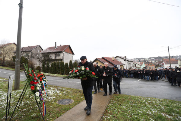 Komemoracijom u Brusniku odali počast dvanaestorici poginulih hrvatskih branitelja, pripadnika slavne virovitičke 127. brigade 63 brusnik 476 1