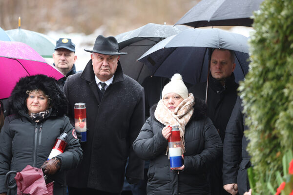 Komemoracijom u Brusniku odali počast dvanaestorici poginulih hrvatskih branitelja, pripadnika slavne virovitičke 127. brigade 80 brusnik 82 1