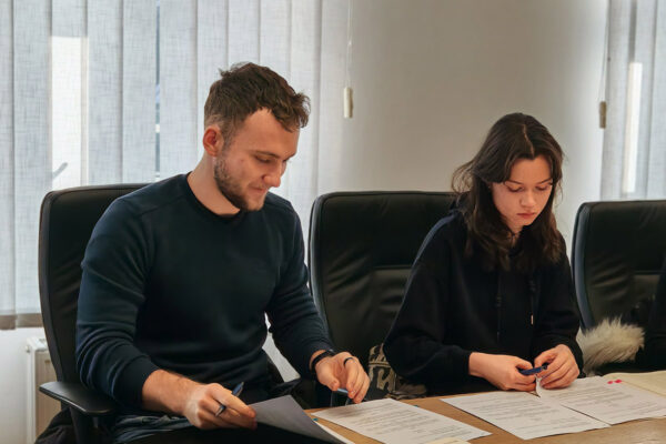 Jedanaest novih stipendista potpisalo ugovor: „Virovitica treba ove mlade ljude“ 4 viber slika 2025 01 02 11 24 57 936
